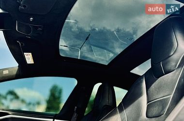 Ліфтбек Tesla Model S 2016 в Дніпрі