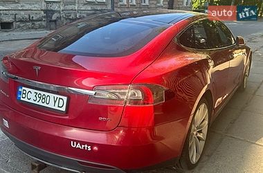 Ліфтбек Tesla Model S 2016 в Львові