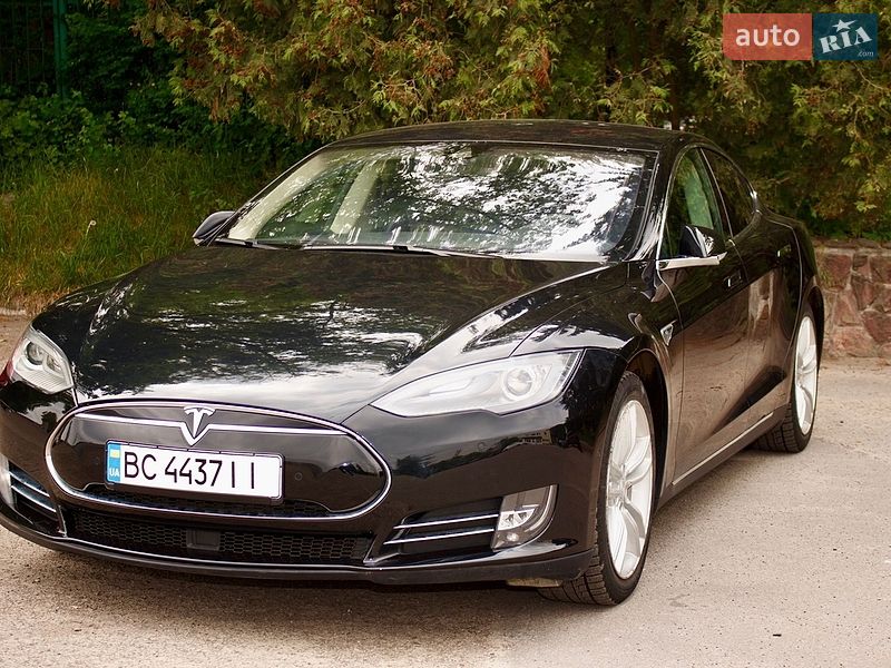 Tesla Model S 2015 Tesla Model S 2015