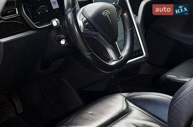 Ліфтбек Tesla Model S 2015 в Львові