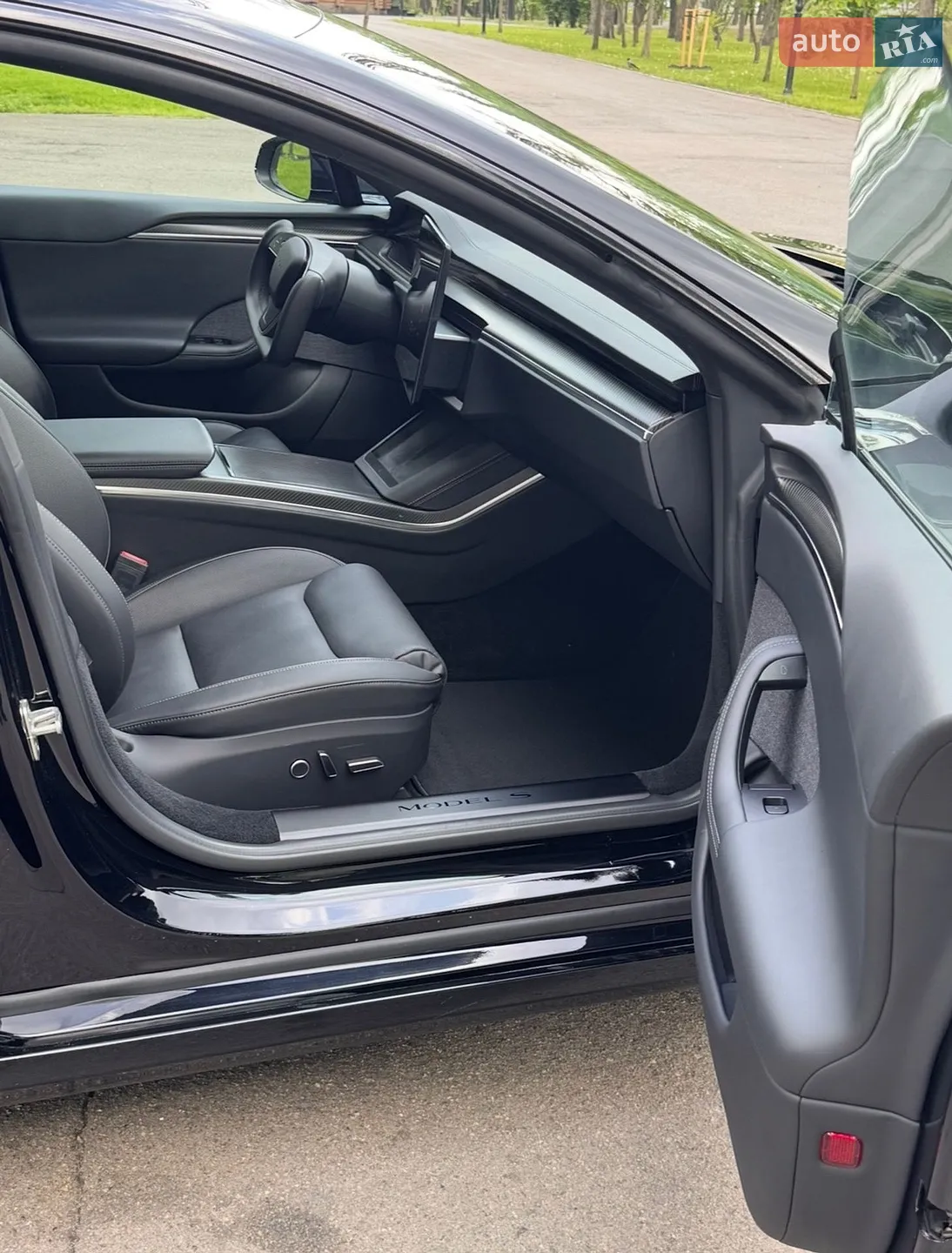 2022 Tesla Model S - мініатюра 15