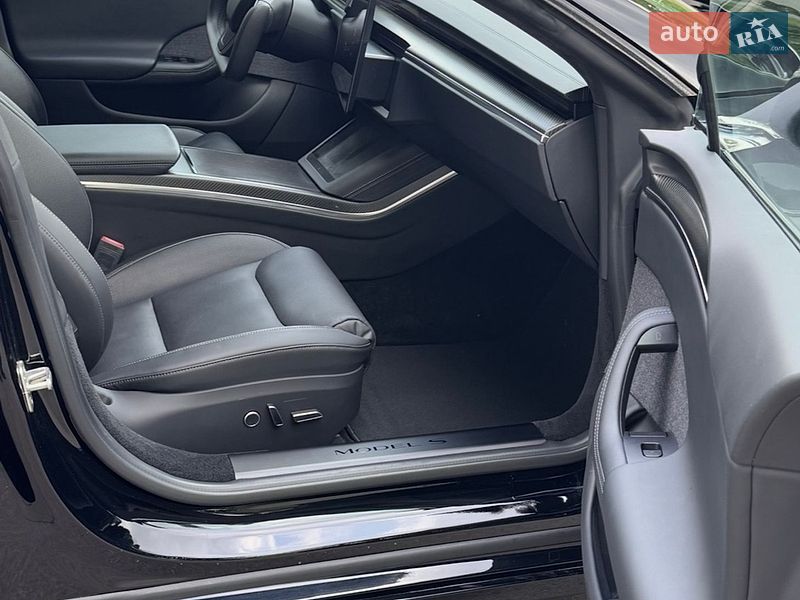 Ліфтбек Tesla Model S 2022 в Києві