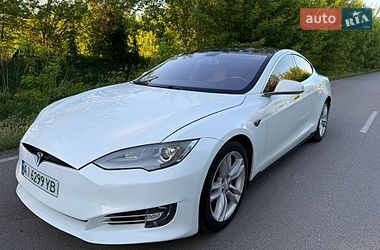 Лифтбек Tesla Model S 2013 в Борисполе