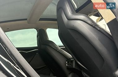 Ліфтбек Tesla Model S 2015 в Львові фото 13 Ліфтбек Tesla Model S 2015 в Львові