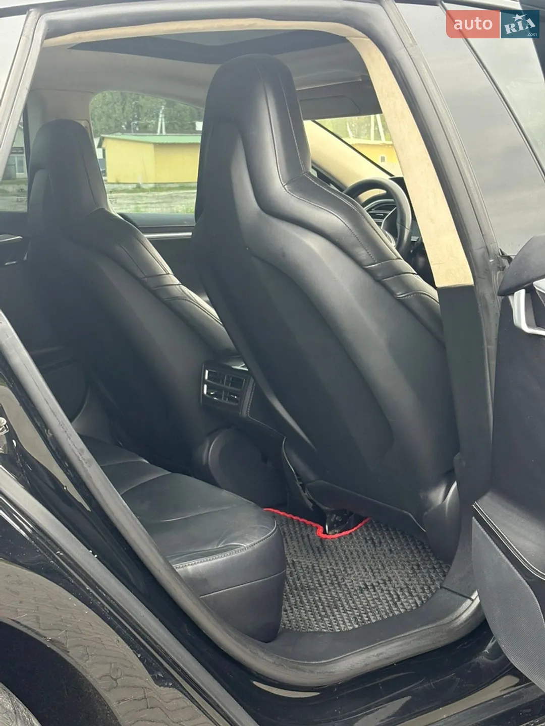 2015 Tesla Model S - мініатюра 10
