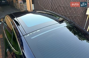Ліфтбек Tesla Model S 2015 в Києві