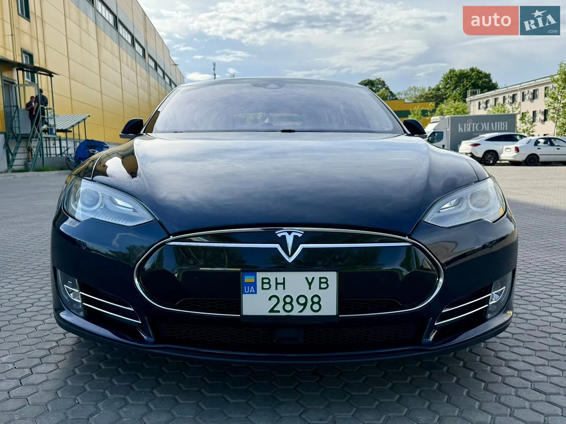 2014 Tesla Model S - мініатюра 16