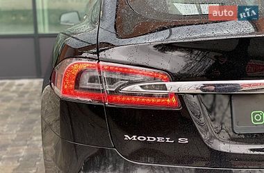 Ліфтбек Tesla Model S 2019 в Києві