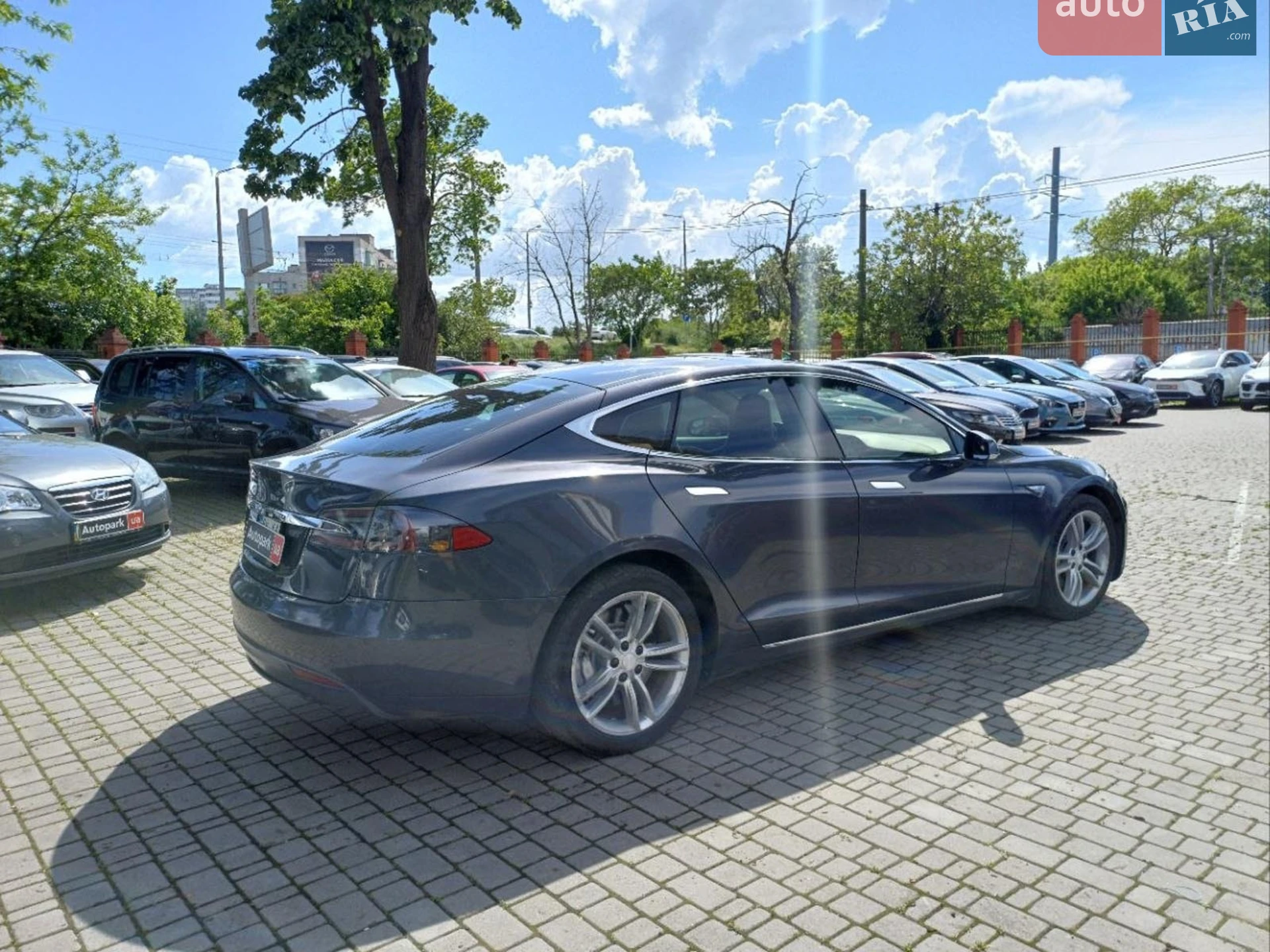2015 Tesla Model S - мініатюра 4