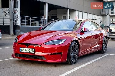 Лифтбек Tesla Model S 2022 в Киеве