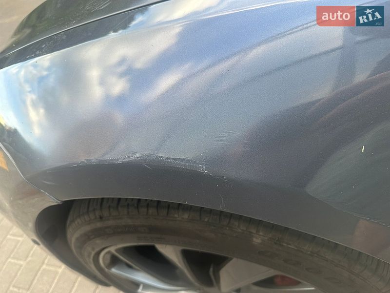Ліфтбек Tesla Model S 2014 в Києві