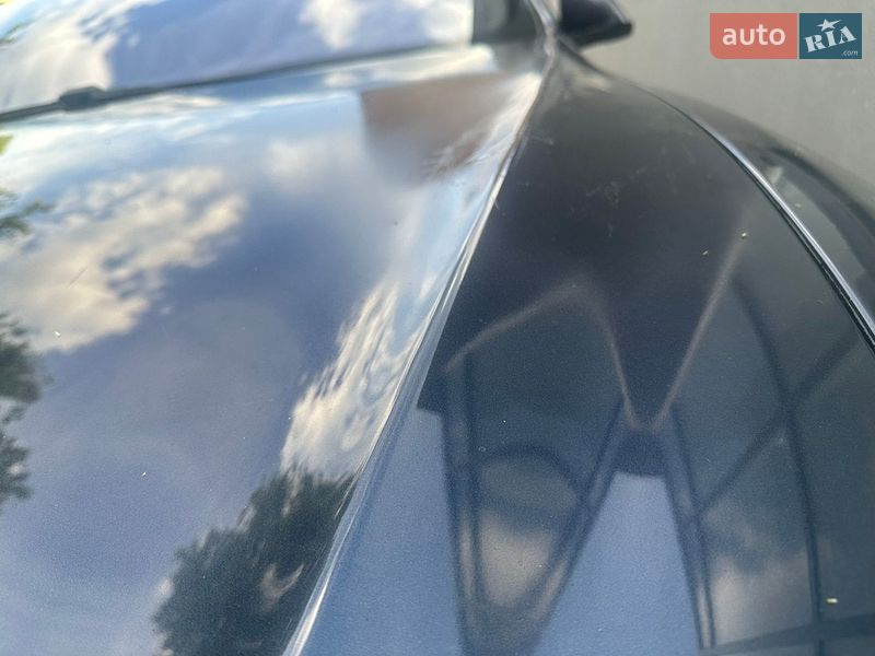 Ліфтбек Tesla Model S 2014 в Києві