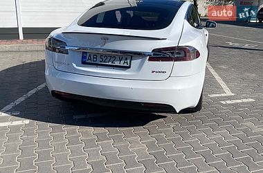 Ліфтбек Tesla Model S 2018 в Вінниці