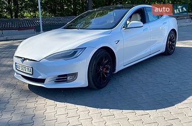 Ліфтбек Tesla Model S 2018 в Вінниці