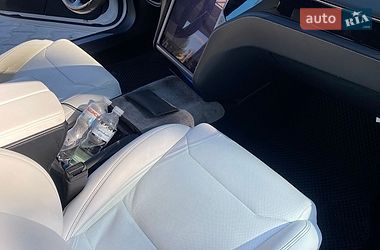 Ліфтбек Tesla Model S 2018 в Вінниці