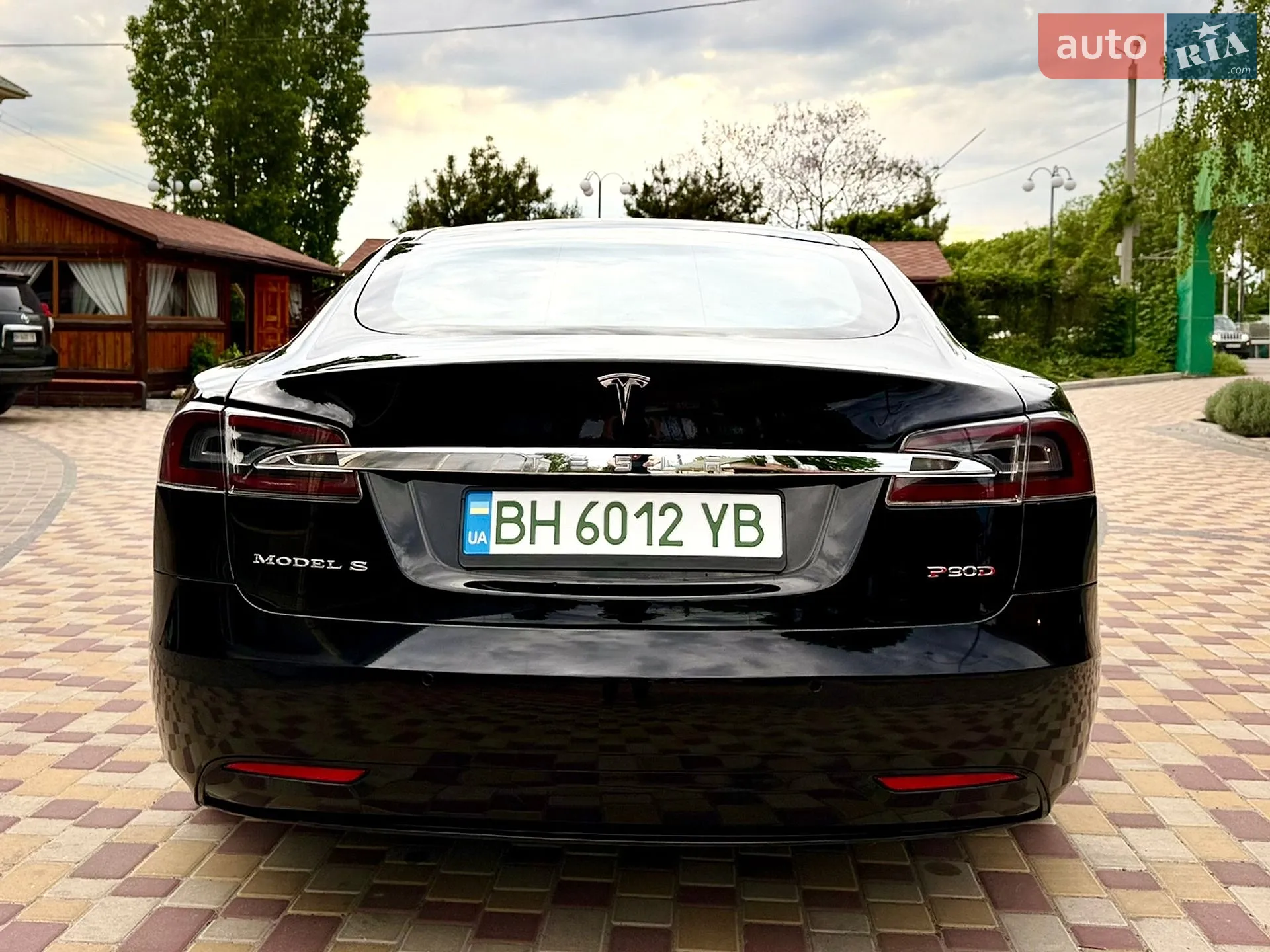 2016 Tesla Model S - мініатюра 8