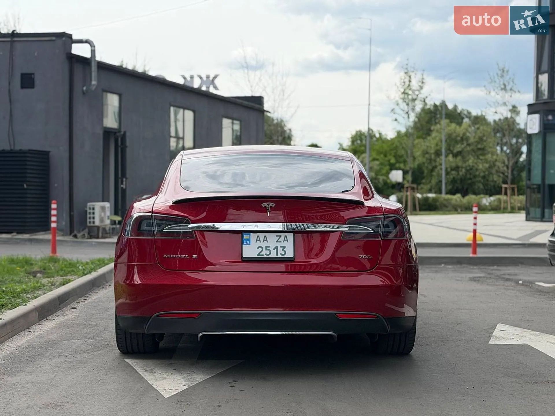 2015 Tesla Model S - мініатюра 5