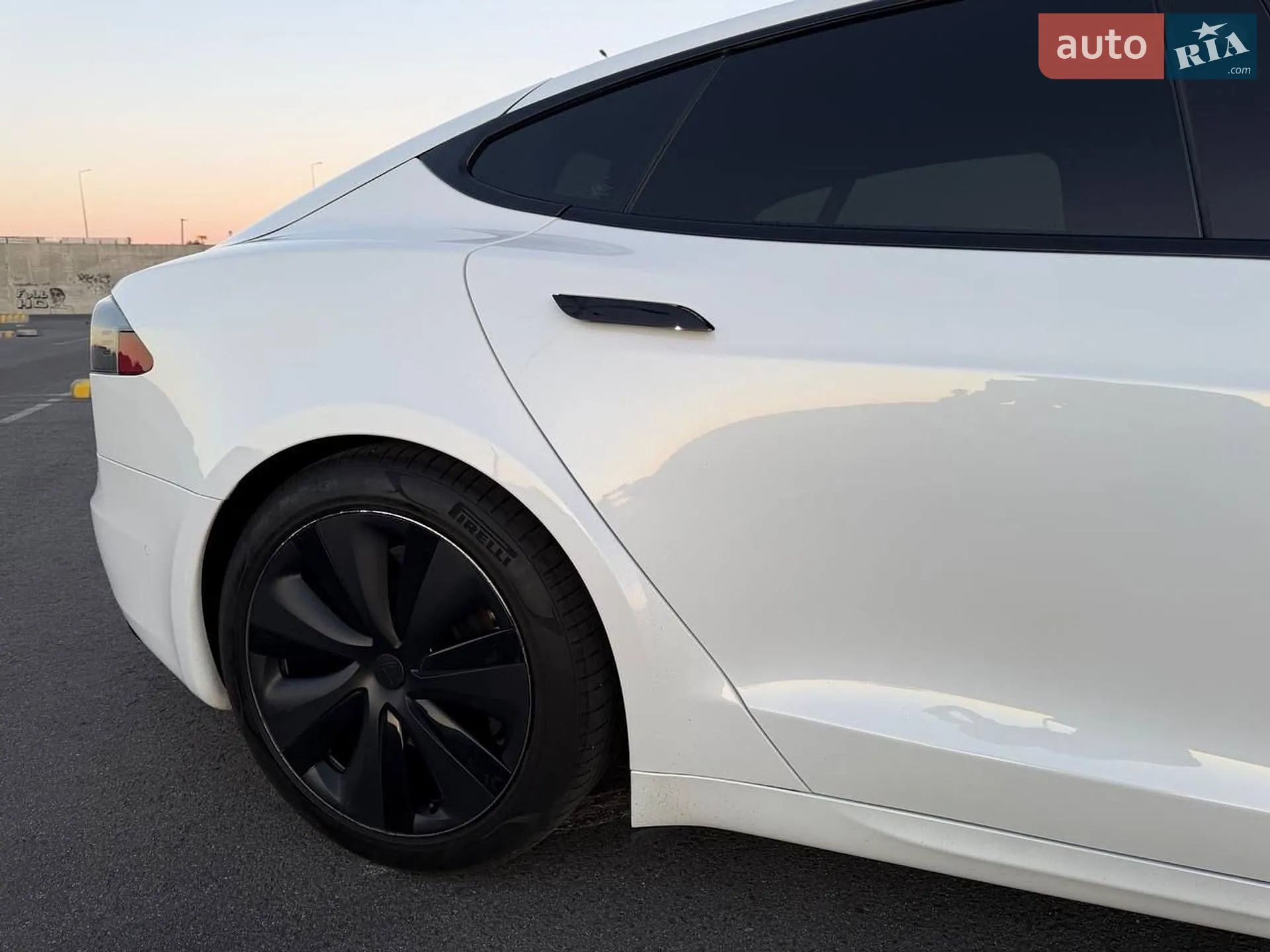 2021 Tesla Model S - мініатюра 24