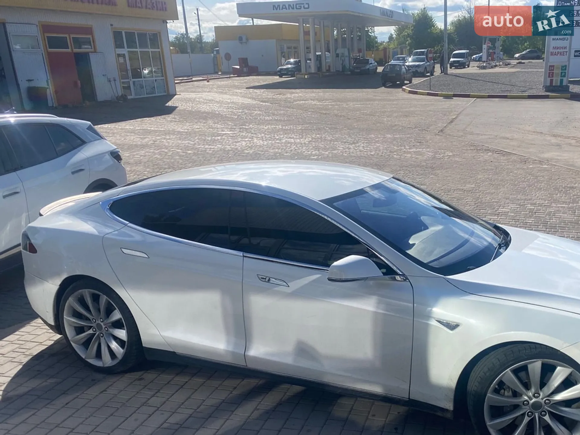 2012 Tesla Model S - мініатюра 2