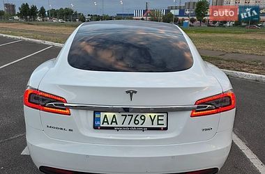 Ліфтбек Tesla Model S 2017 в Києві