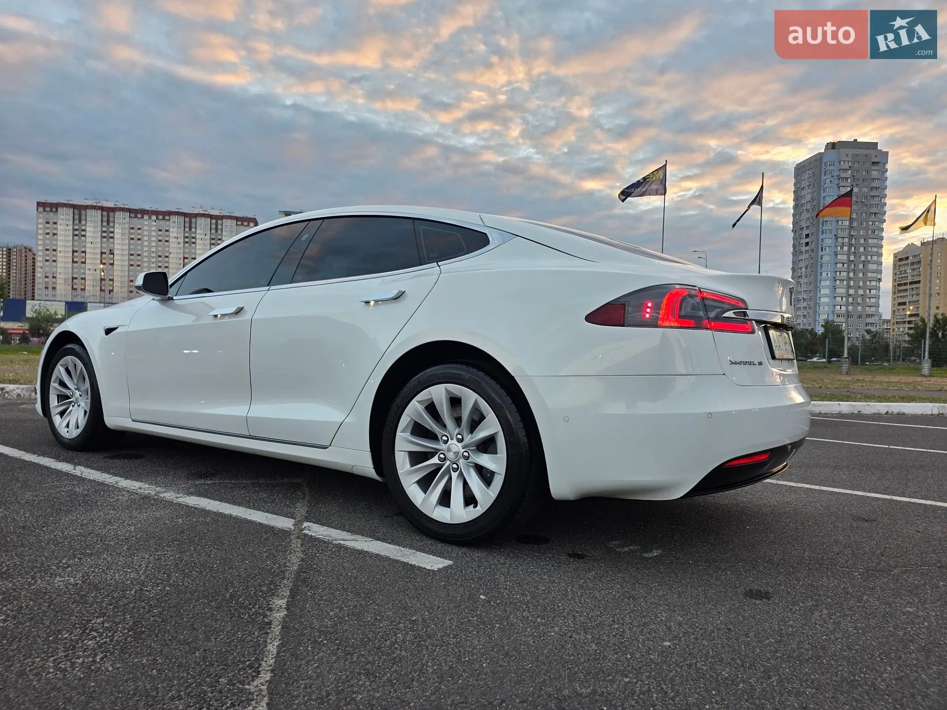 2017 Tesla Model S - мініатюра 5