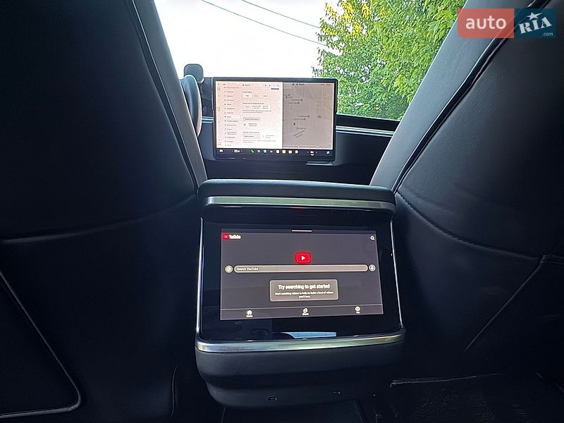 Лифтбек Tesla Model S 2022 в Киеве