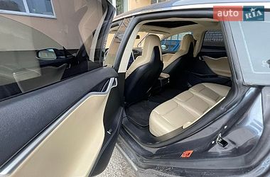 Лифтбек Tesla Model S 2015 в Чернигове фото 10 Лифтбек Tesla Model S 2015 в Чернигове