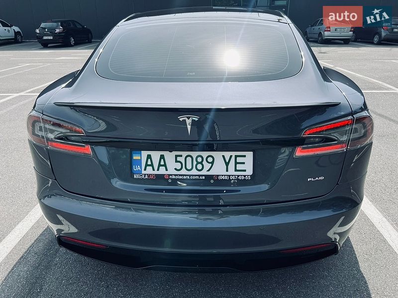 Лифтбек Tesla Model S 2021 в Киеве фото 7 Лифтбек Tesla Model S 2021 в Киеве