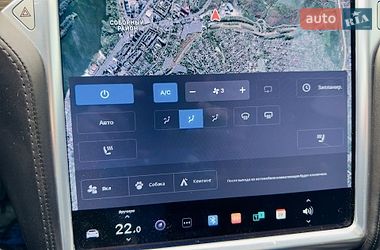 Ліфтбек Tesla Model S 2016 в Дніпрі фото 31 Ліфтбек Tesla Model S 2016 в Дніпрі