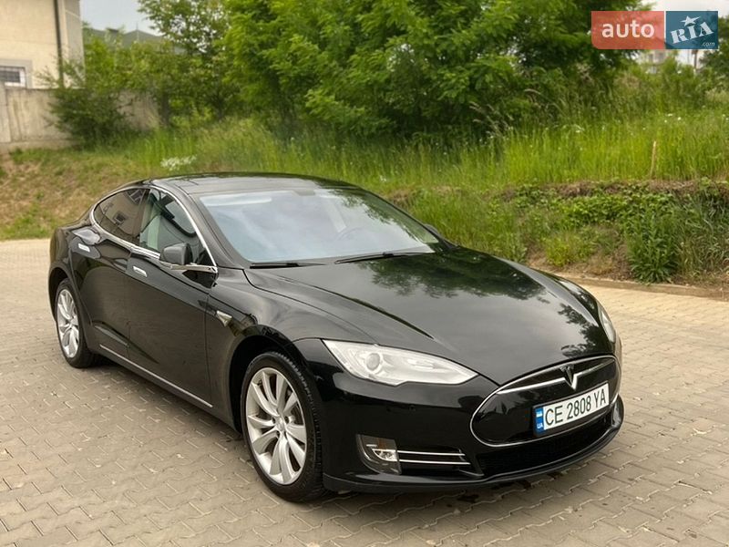 Лифтбек Tesla Model S 2014 в Черновцах фото 9 Лифтбек Tesla Model S 2014 в Черновцах