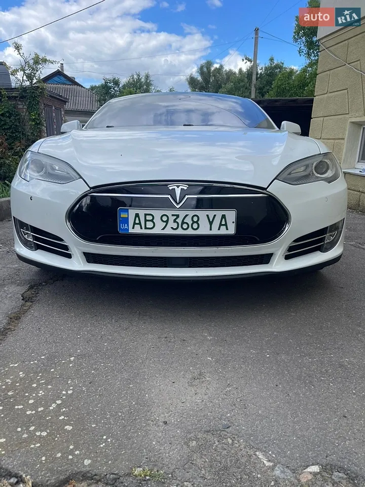 2015 Tesla Model S - мініатюра 17