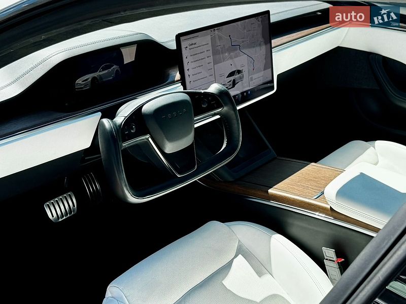 Ліфтбек Tesla Model S 2022 в Одесі