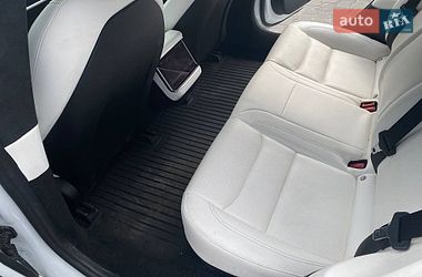 Лифтбек Tesla Model S 2021 в Киеве