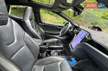 Ліфтбек Tesla Model S 2015 в Львові