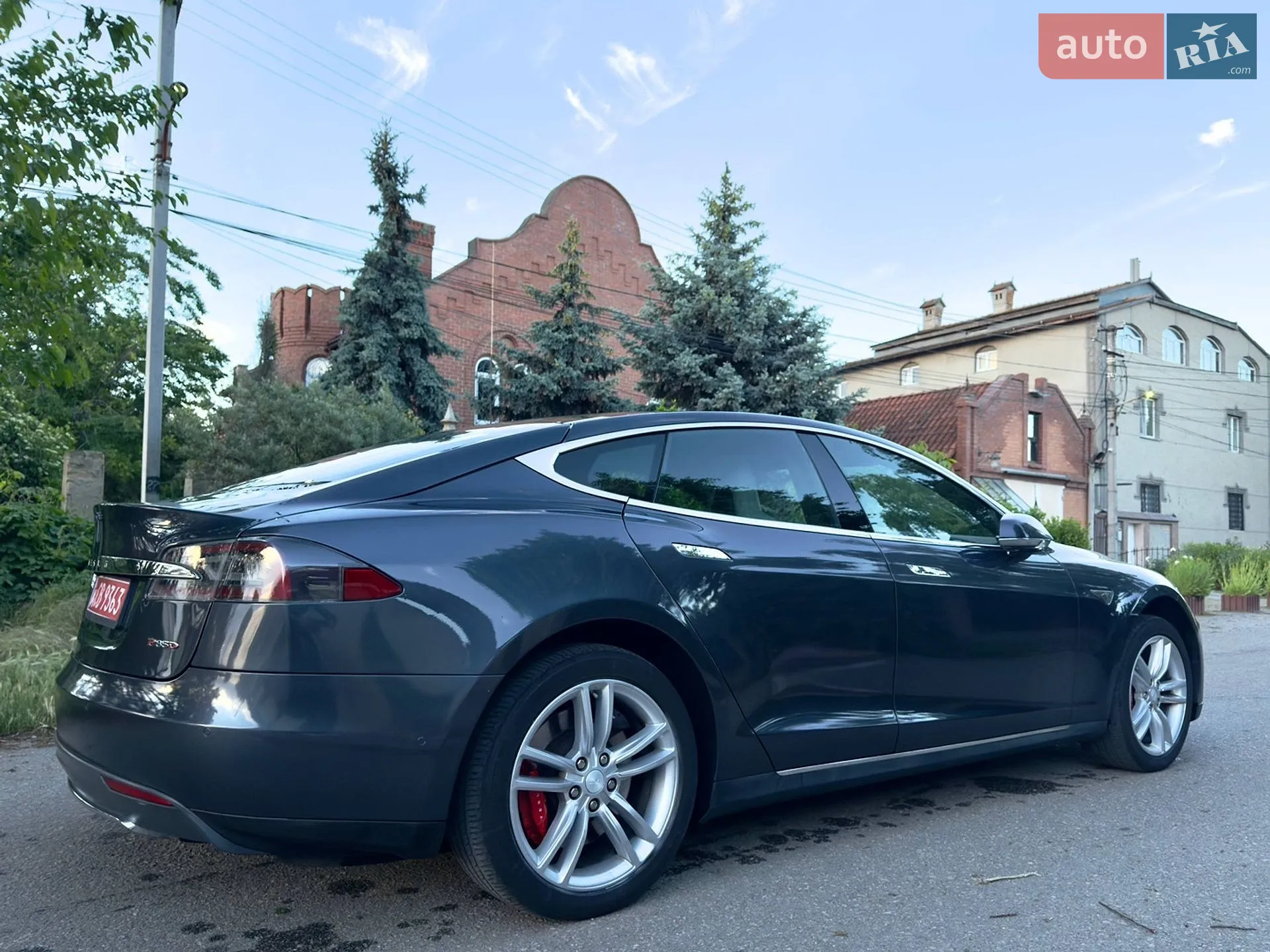 2014 Tesla Model S - мініатюра 10