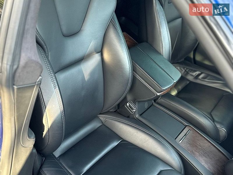 Ліфтбек Tesla Model S 2019 в Києві фото 9 Ліфтбек Tesla Model S 2019 в Києві