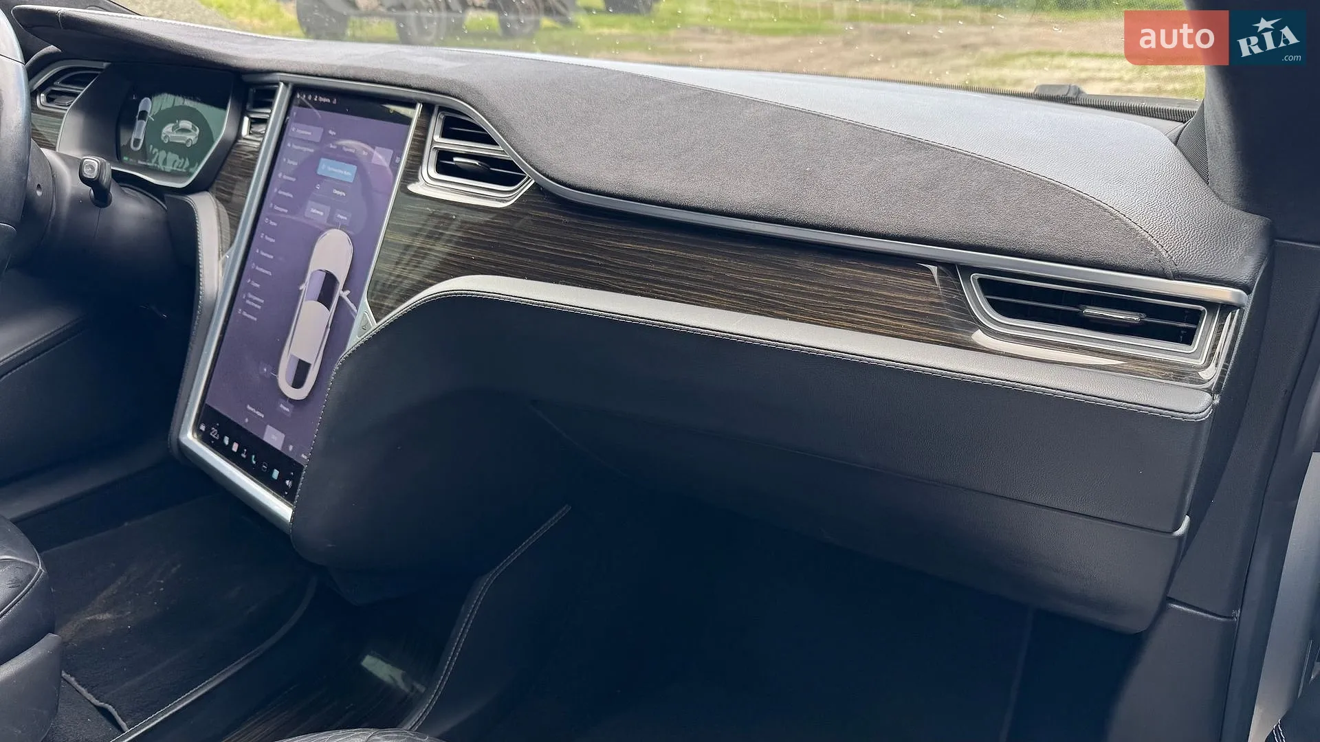 2015 Tesla Model S - мініатюра 14