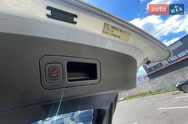 Лифтбек Tesla Model S 2012 в Луцке