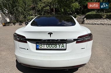 Лифтбек Tesla Model S 2018 в Кропивницком