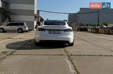 Лифтбек Tesla Model S 2019 в Одессе
