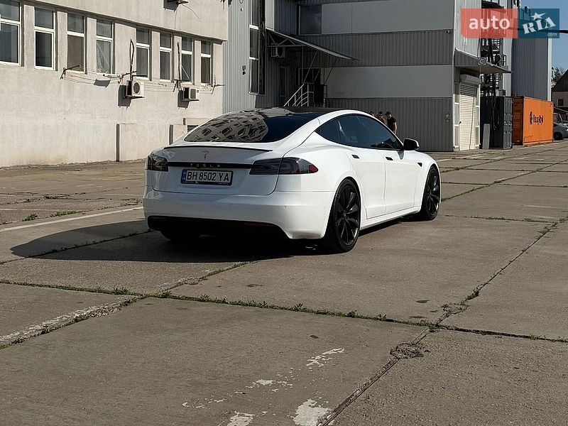 Лифтбек Tesla Model S 2019 в Одессе