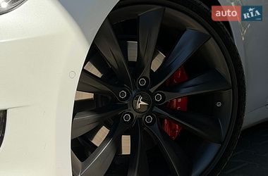 Лифтбек Tesla Model S 2019 в Одессе