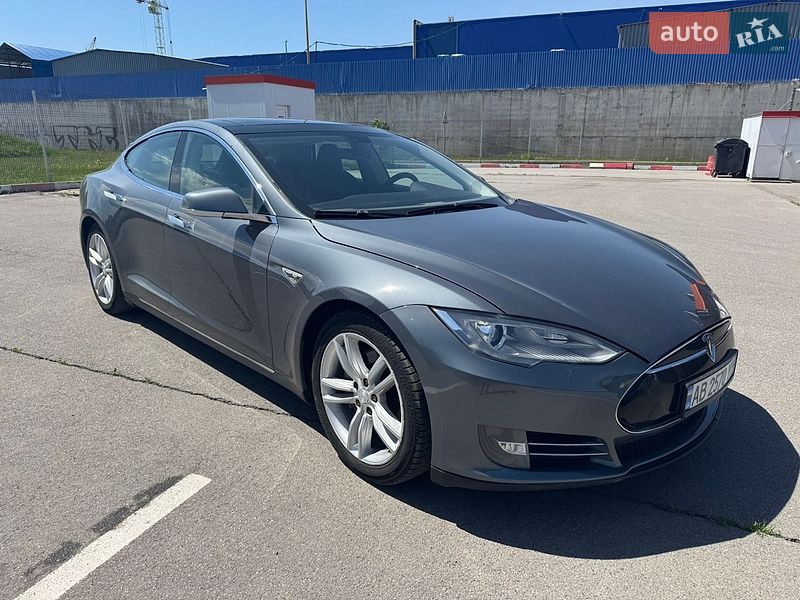 Лифтбек Tesla Model S 2013 в Виннице фото 6 Лифтбек Tesla Model S 2013 в Виннице