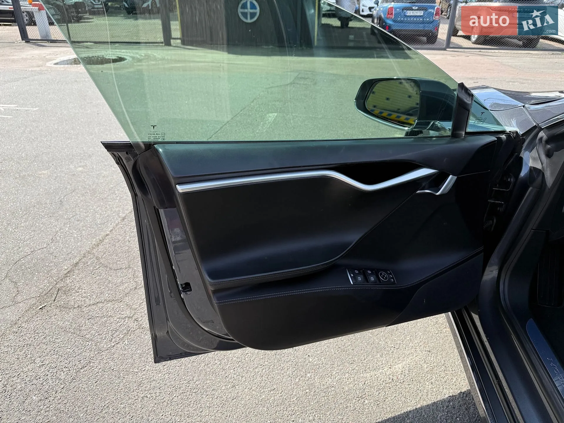 2016 Tesla Model S - мініатюра 17