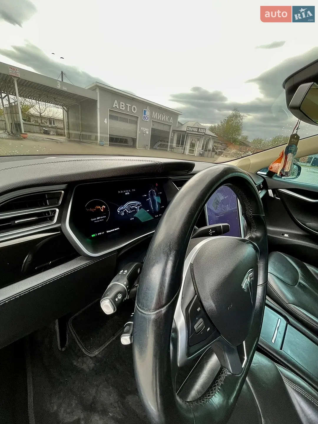 2014 Tesla Model S - мініатюра 12