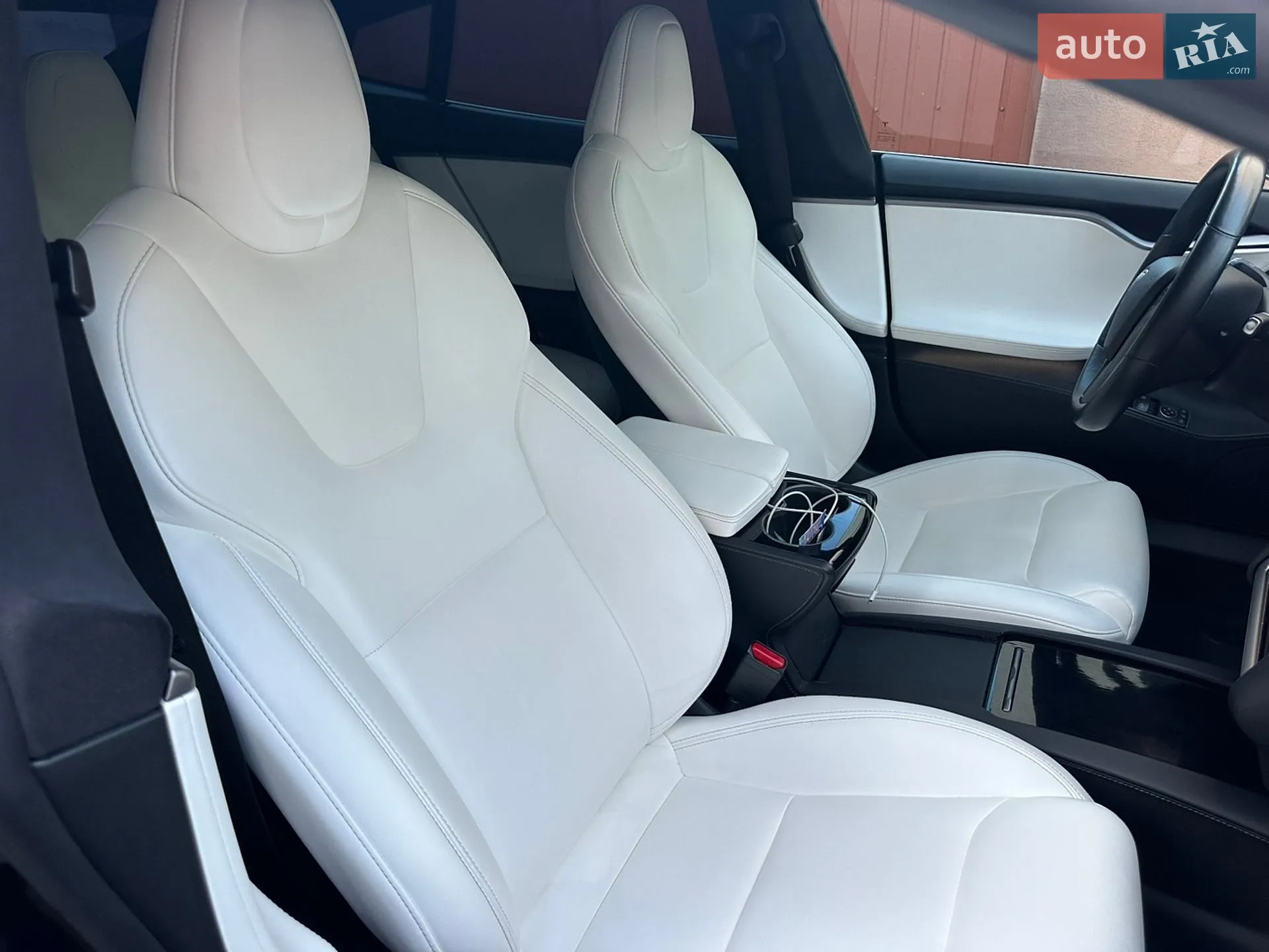 2019 Tesla Model S - мініатюра 10
