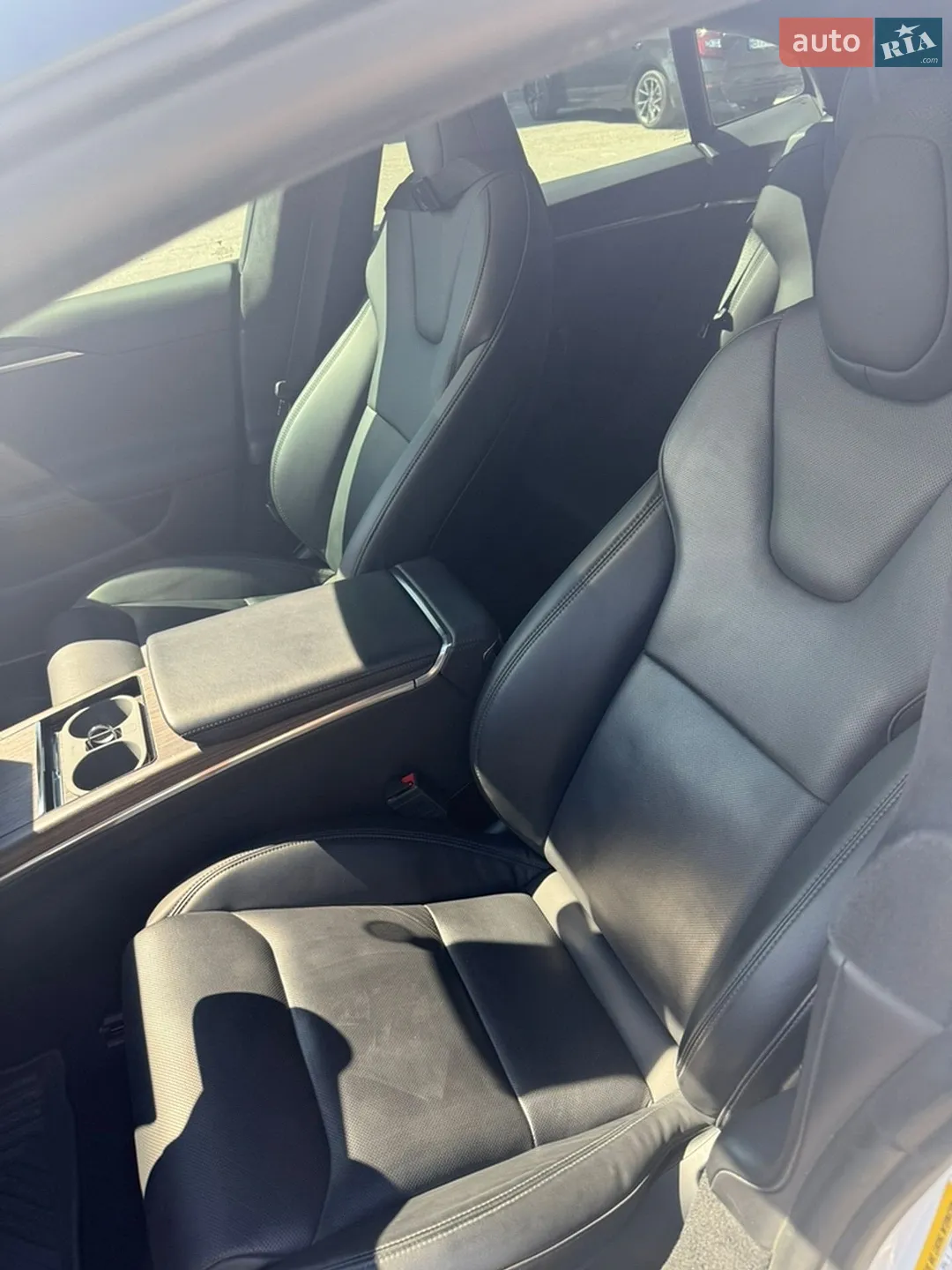 2022 Tesla Model S - мініатюра 9