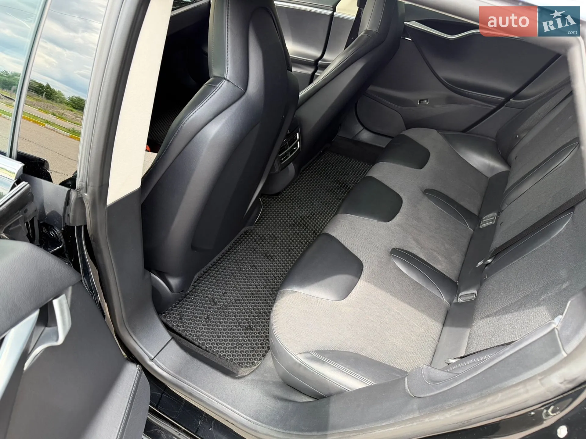 2013 Tesla Model S - мініатюра 7