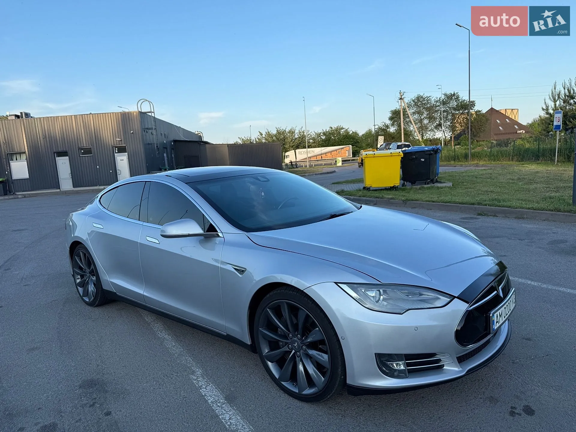 2014 Tesla Model S - мініатюра 3
