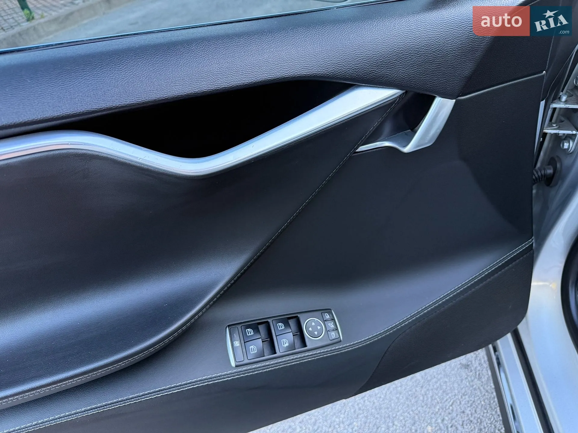 2014 Tesla Model S - мініатюра 17